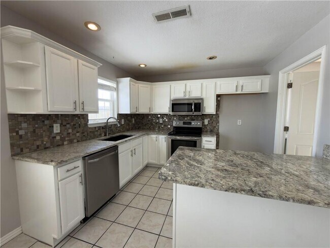 Building Photo - 1741 Apple Butter St