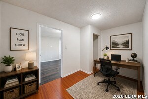 Building Photo - 2307 Basse Rd