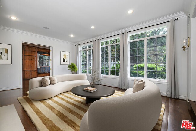 Building Photo - 3254 Oakdell Rd