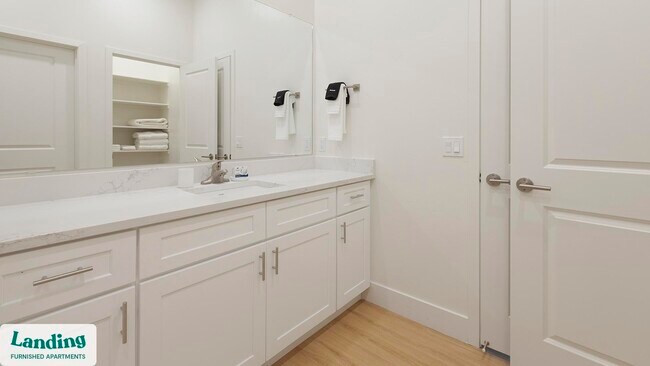 Building Photo - 5750 N La Cholla Blvd