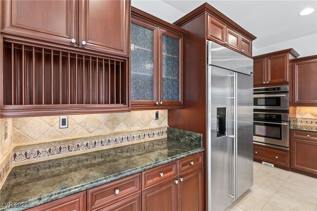 Building Photo - 58 Contrada Fiore Dr