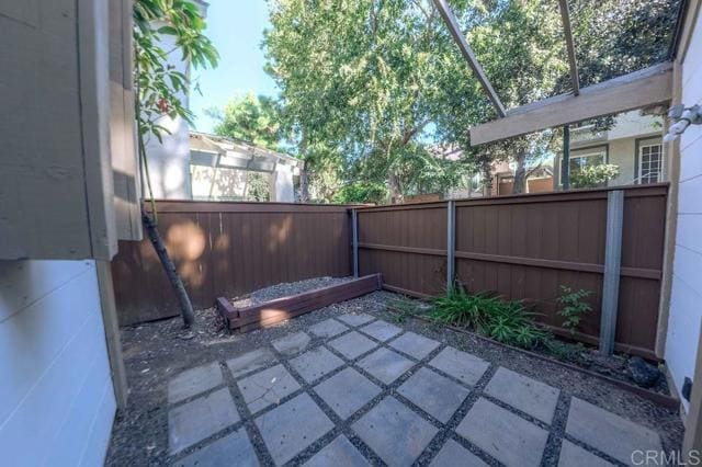 Building Photo - 10670 Esmeraldas Dr