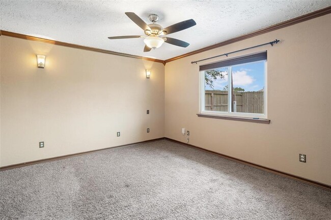 Building Photo - 217 Glen Haven Dr