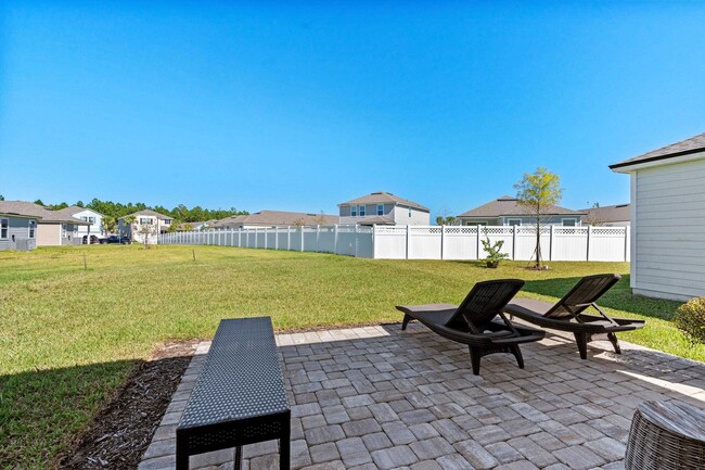 Building Photo - 97 Thistleton Wy