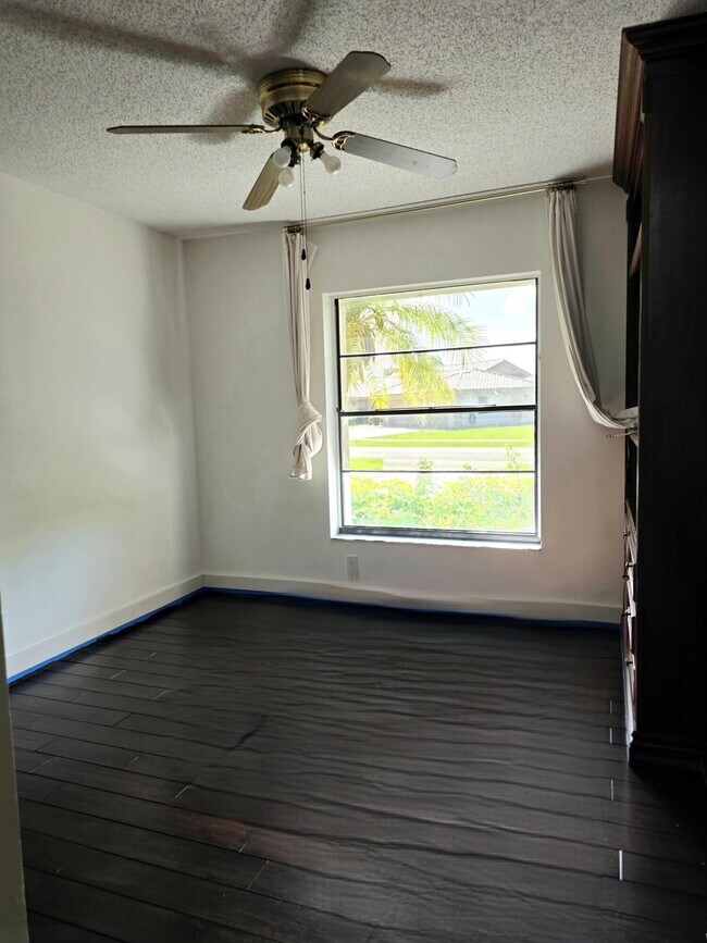Building Photo - 11630 Island Lakes Ln