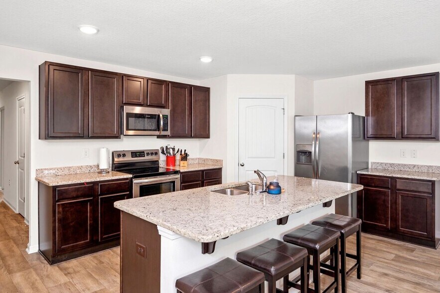 Building Photo - 816 Moorhen Way