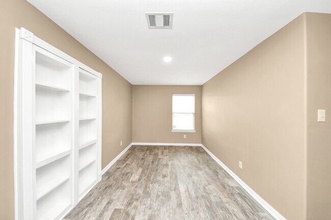 Building Photo - 11219 Hall Terrace Ct