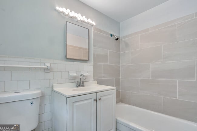 Building Photo - 968 Sexton Dr