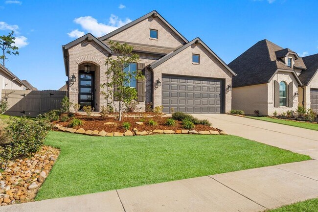 Primary Photo - 15823 Bird of Paradise Dr