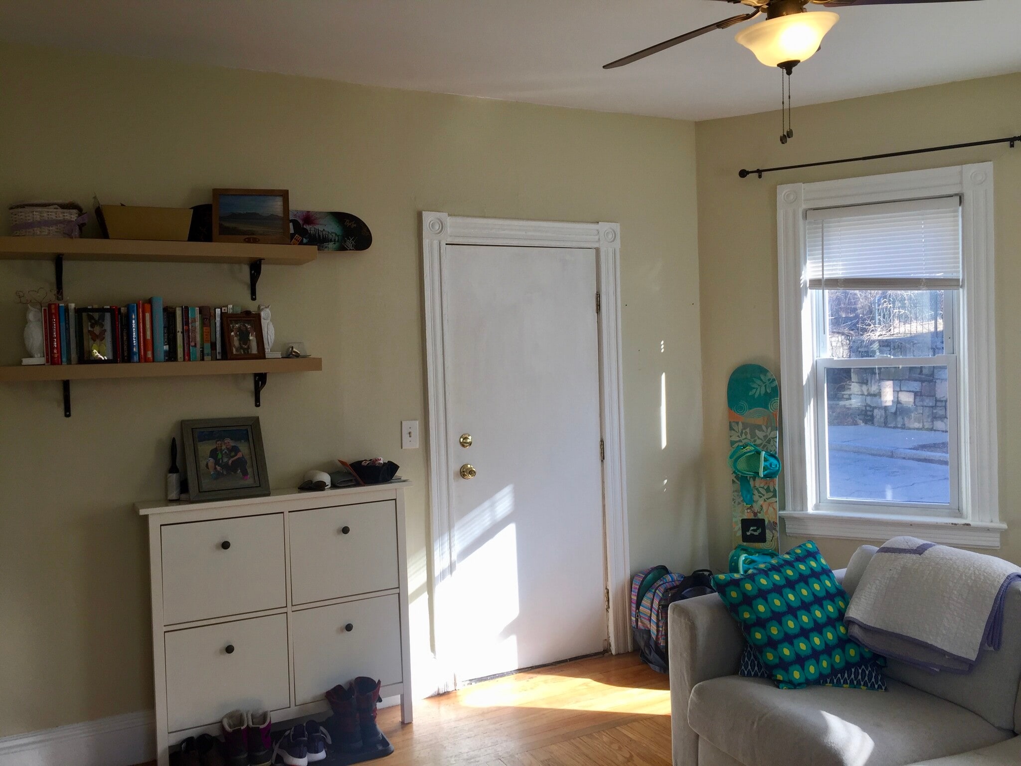 Living Room +Front Door) - 16 Tecumseh Street