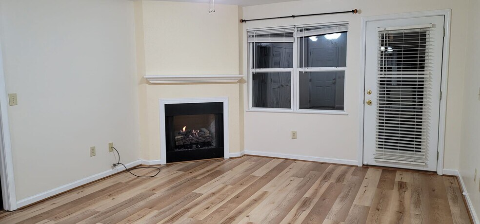 Building Photo - 101 Olde Covington Way