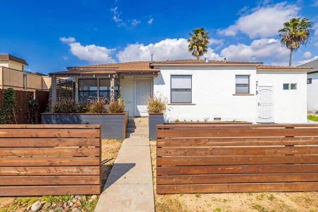 Building Photo - Charming Talmadge 2BR + Bonus Room