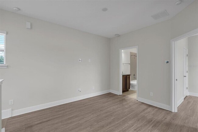 Building Photo - 13770 Rosbash Alley