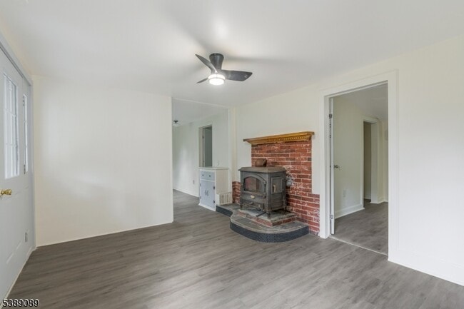 Building Photo - 68 Trenton Ave