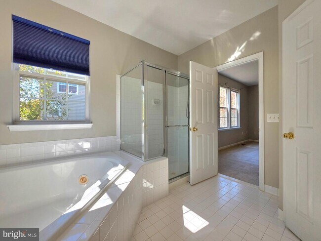 Building Photo - 8346 Middle Ruddings Dr