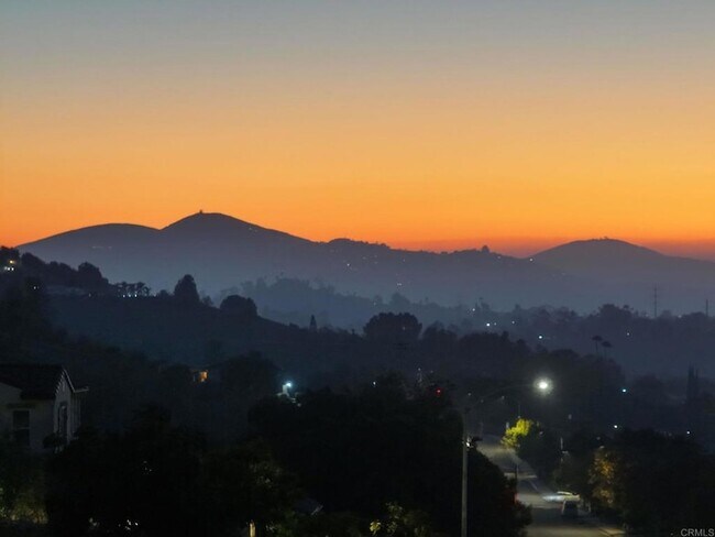 Building Photo - 1316 Vista Ave