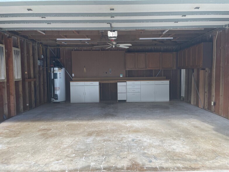 Building Photo - 1326 Aupapaohe St