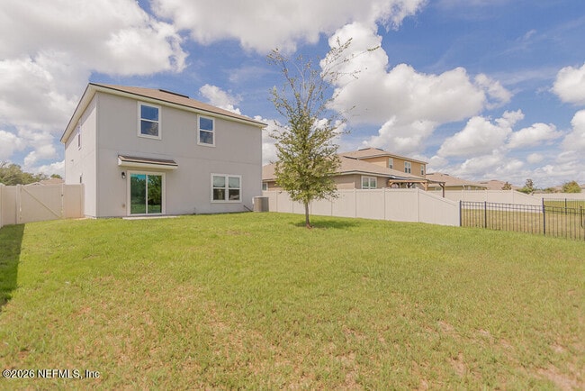 Building Photo - 2223 Willow Springs Dr