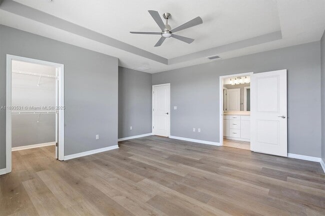 Building Photo - 1240 Eucalyptus Dr