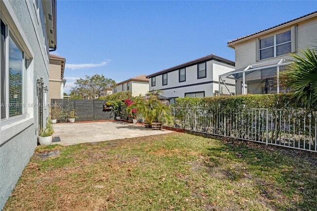 Building Photo - 847 NW 127th Ave