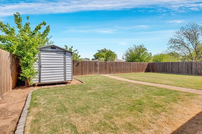 Building Photo - Comfortable Living in Frenship ISD