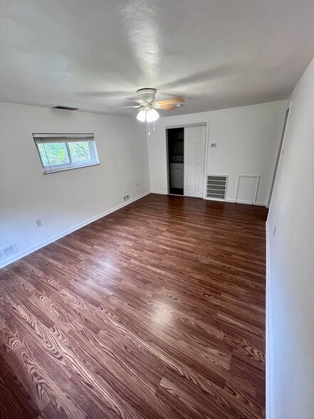 Living room - Closet to laundry - 2612 Louisiana Ave
