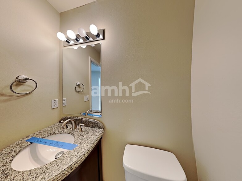 Building Photo - 832 S 1660 W