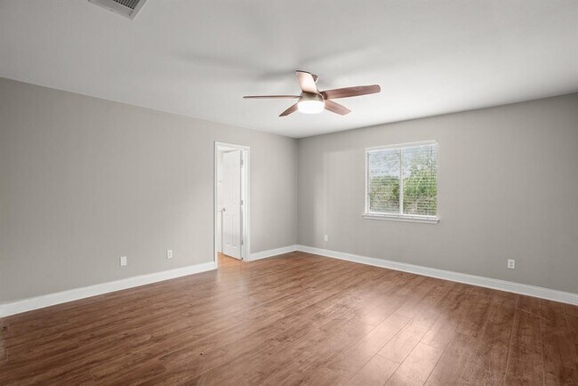 Building Photo - 424 Emma Rose Trail