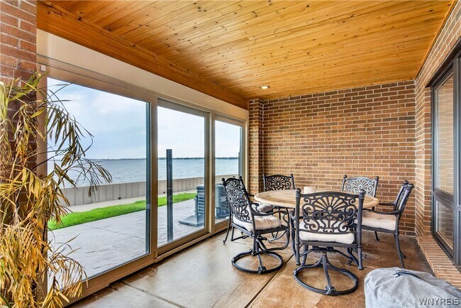 Building Photo - 36 Harbour Pointe Common