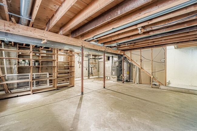 Building Photo - 122 Crawford Cir