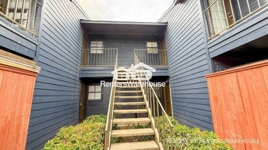 Building Photo - 13480 S Thorntree Dr