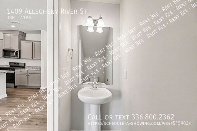 Building Photo - 1409 Allegheny River St