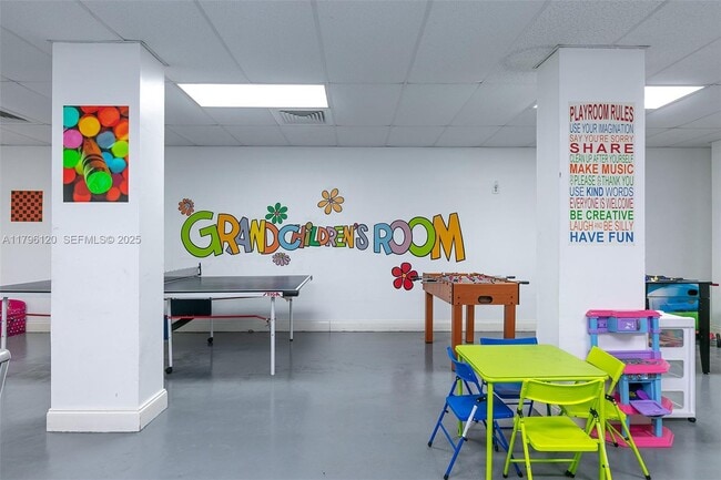 Building Photo - 2101 S Ocean Dr