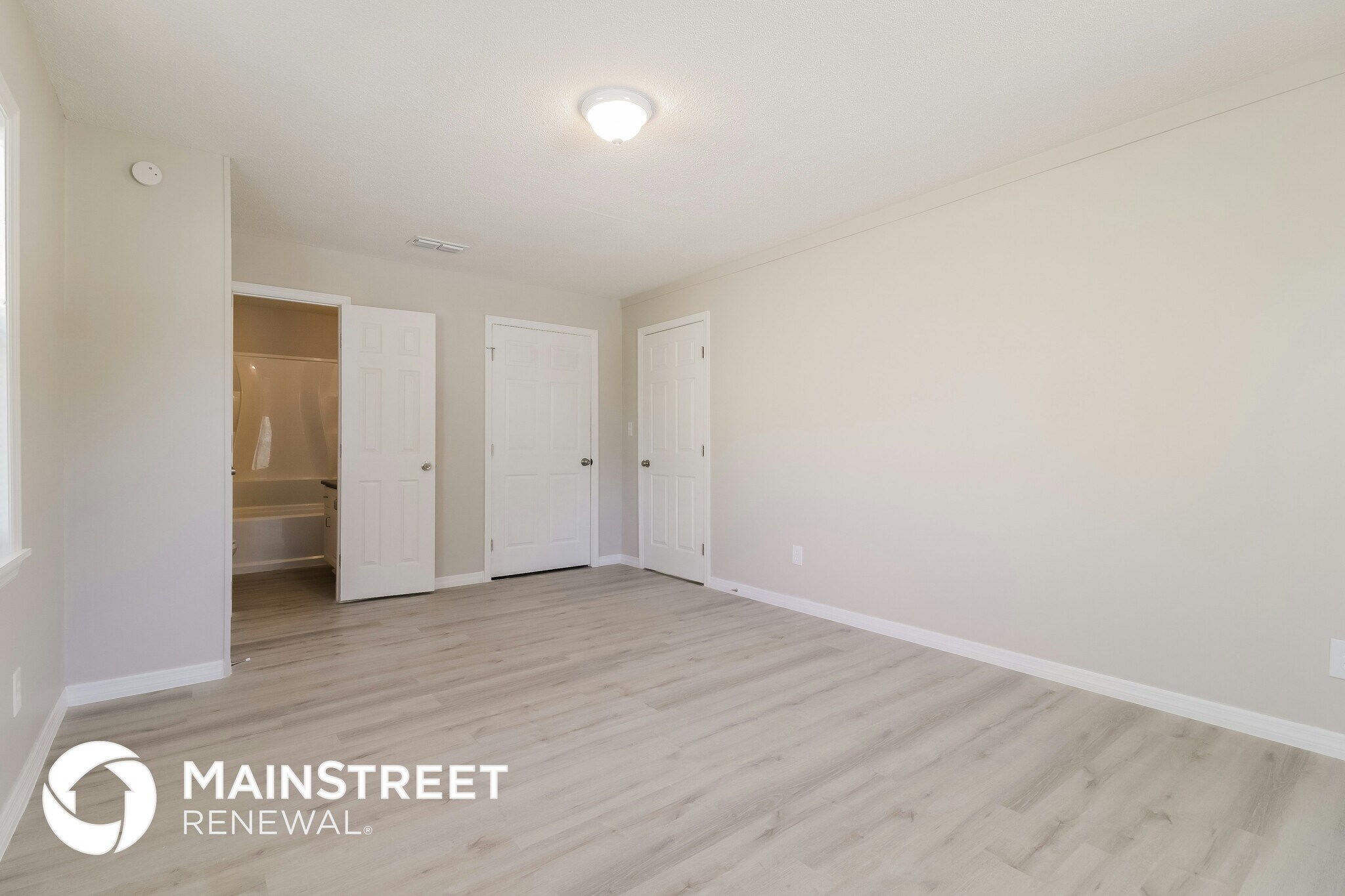 Building Photo - 466 Oxford Dr