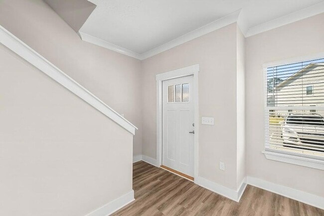 Building Photo - 322 Date Palm Ln