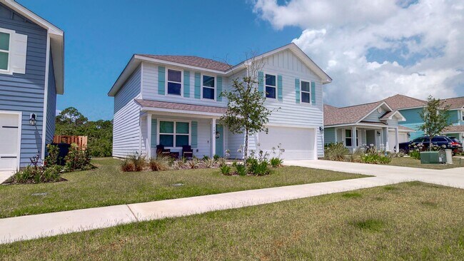 Building Photo - Hammock Bay! 4 bed 2.5 bath home located i...