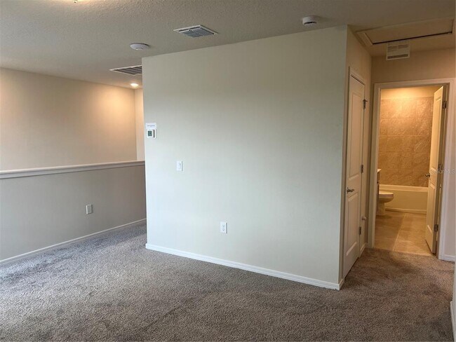 Building Photo - 2007 Alluring Ln