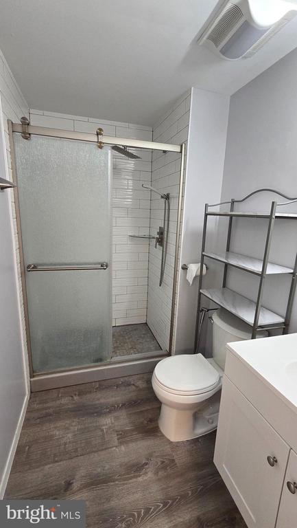 Building Photo - 5987 Clerkenwell Ct