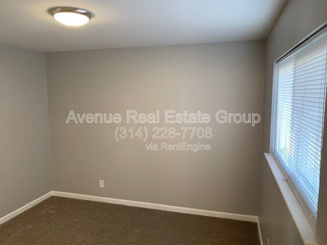 Building Photo - 45 Radford Dr