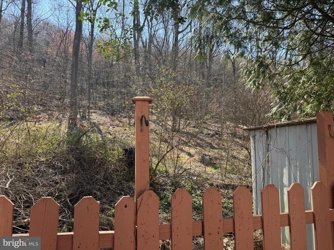 Building Photo - 1136 Fox Run