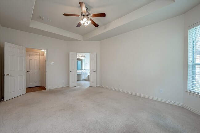 Building Photo - 14 Pomerelle Pl