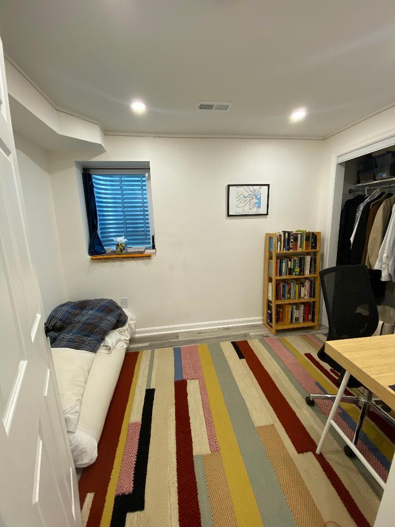 Building Photo - 1327 Belmont St NW