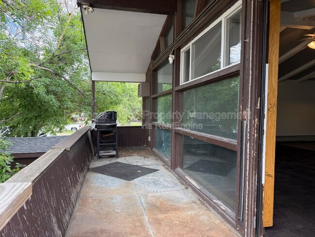 Building Photo - 1824 14th St S