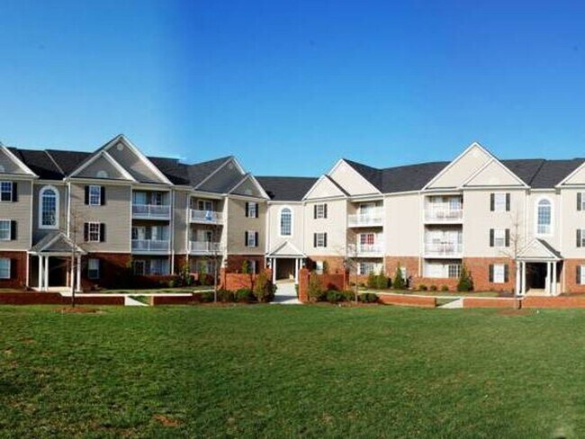 Primary Photo - 623 Wyndhurst Dr