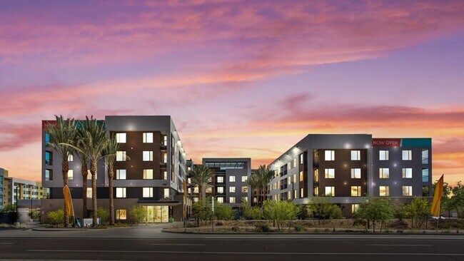 Building Photo - 701 W Rio Salado Pkwy