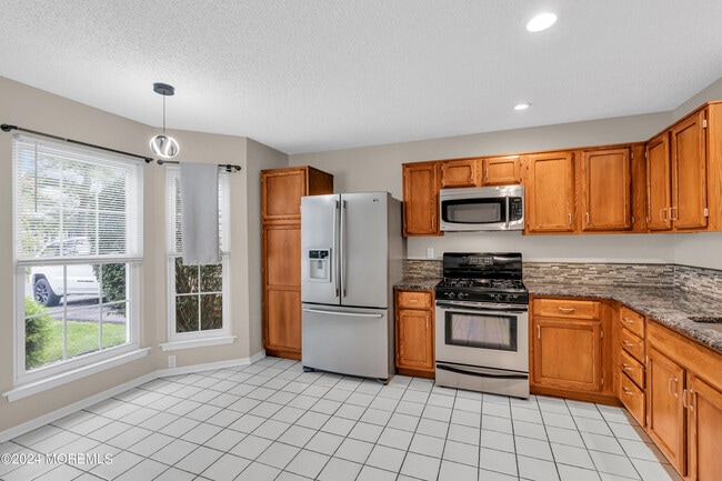 Building Photo - 159 Daisy Dr