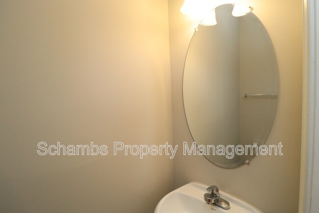Building Photo - 8631 Neuse Club Ln