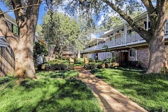 Building Photo - 4040 San Felipe St