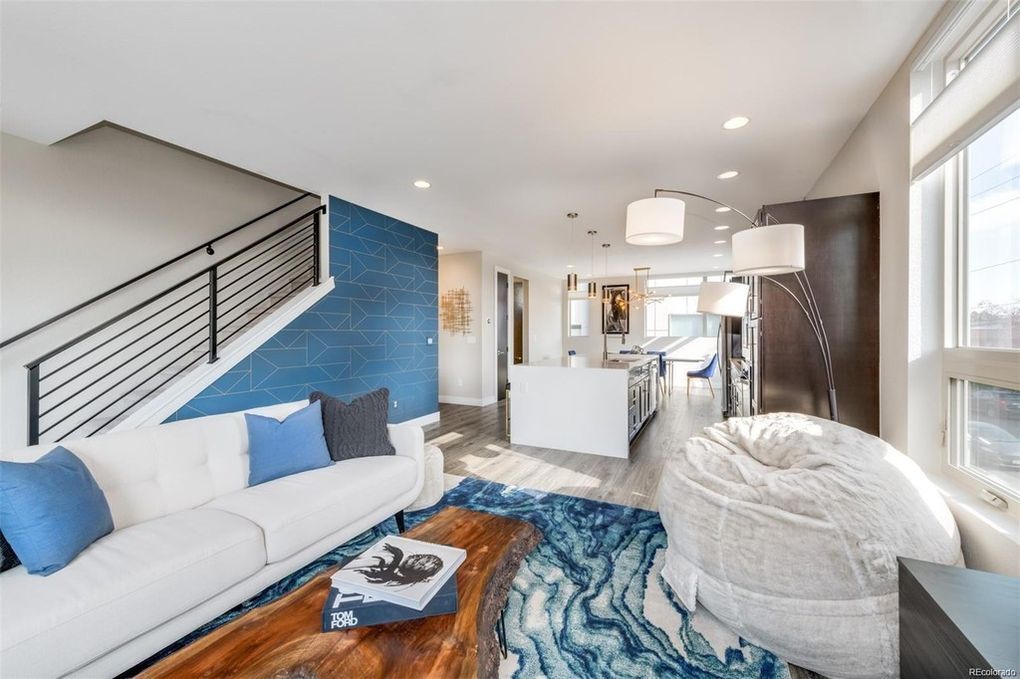 Building Photo - 1702 Fenton St