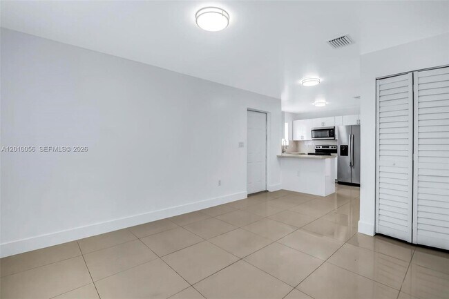 Building Photo - 1180 NW 67th St